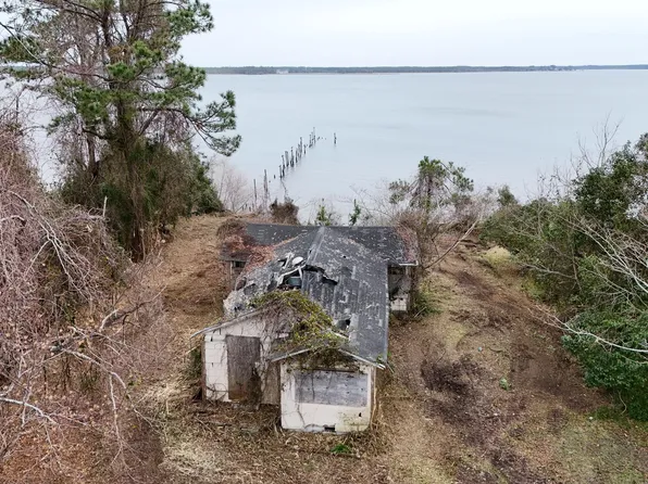 148 Johnson Point Road, New Bern, NC 28560