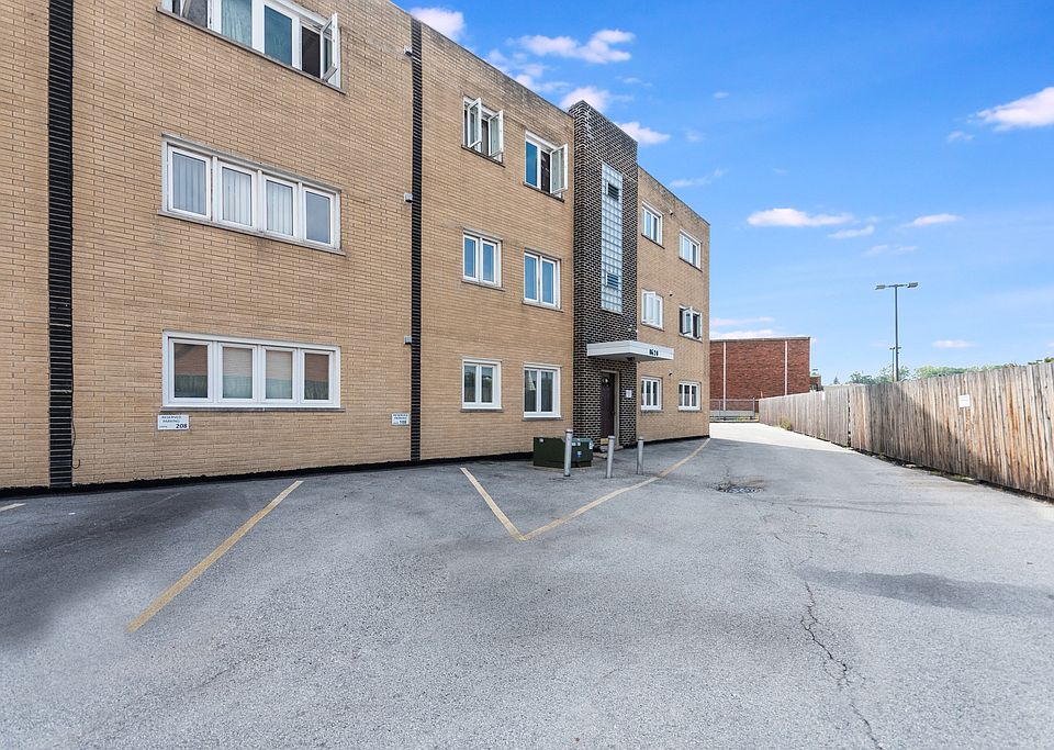 1st image of 8620 W 95th Pl APT 209