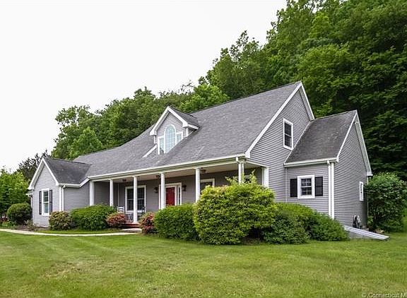 3rd image of 30 Babcock Hill Road Ext