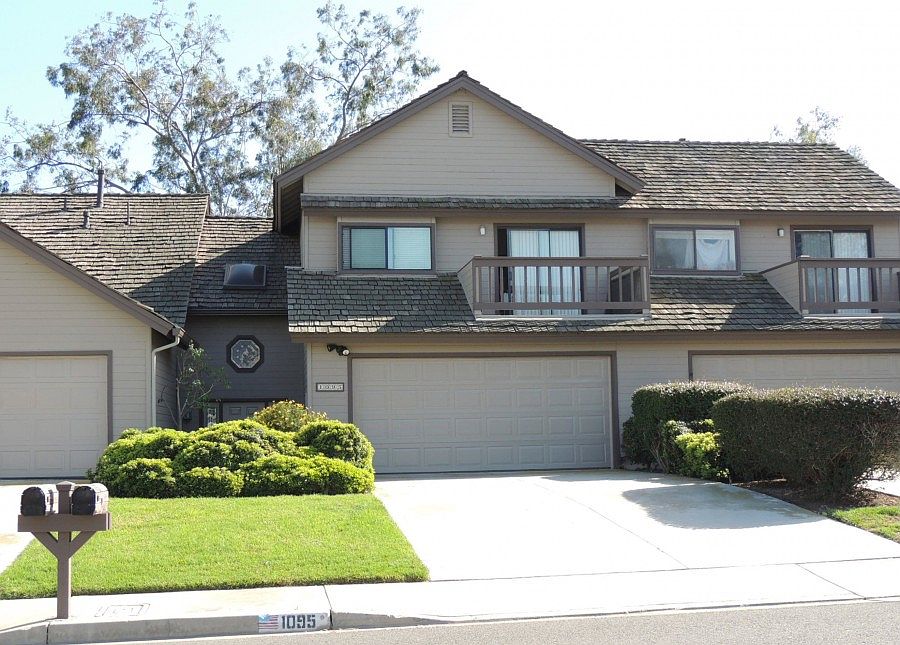 1st image of 1095 Sea Bluff Dr