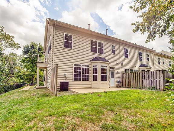 4th image of 331 Quinton Oaks Cir