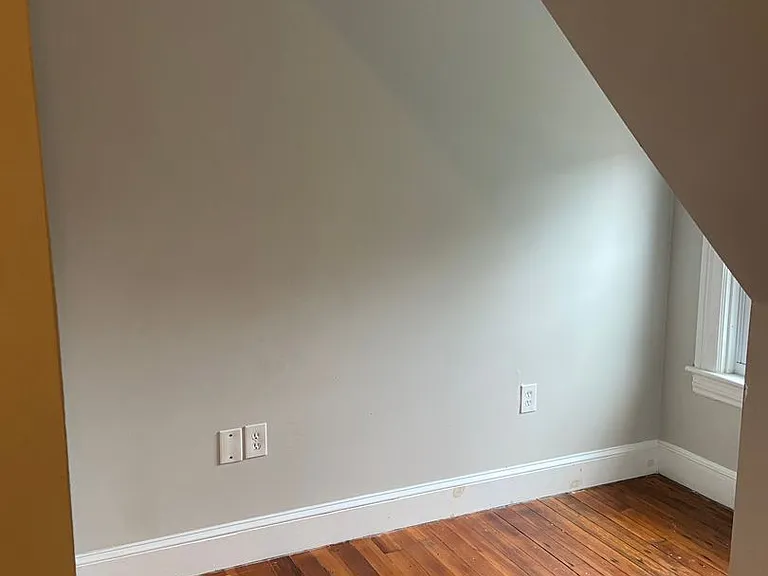 94 Oakland Ave — Photo 3