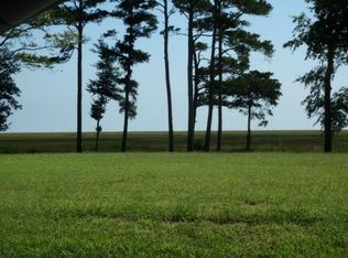 12 Whites Neck Rd, Parksley, VA 23421