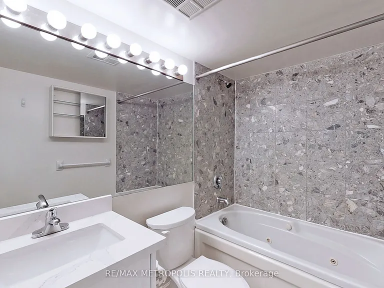 7 Carlton St #708 — Photo 13