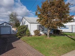 246 Division Ave, Massapequa, NY 11758