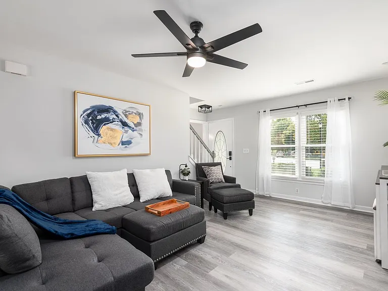 4126 Silver Fox Ct — Photo 3