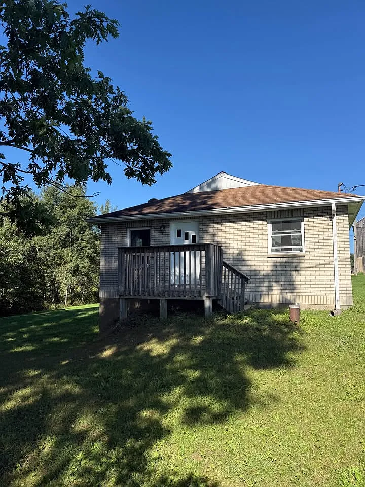 2 bed, $1,700 — Photo 1