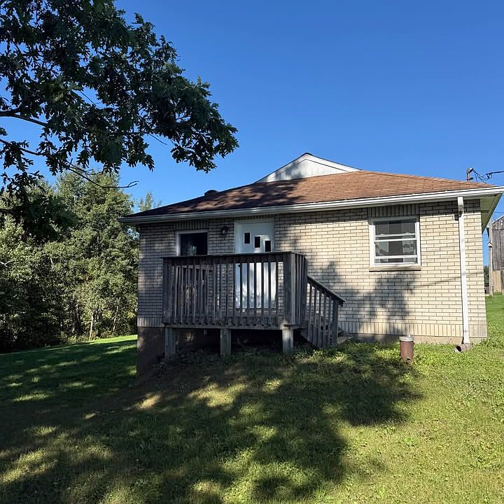 1st image of 219 Anderson Rd