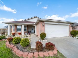 1303 Wenatchee Dr, Krum, TX 76249