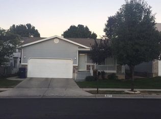 8277 S 560 E, Sandy, UT 84070