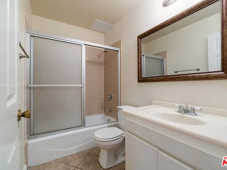 1911 Overland Ave #2 — Photo 19