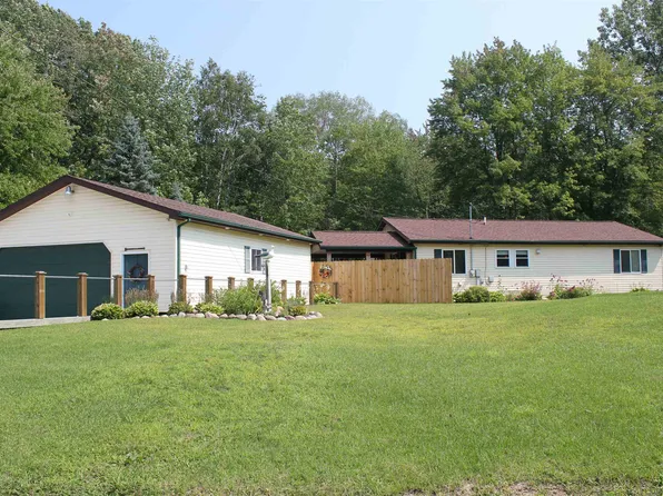 5305 Heron Cv, Beaverton, MI 48612