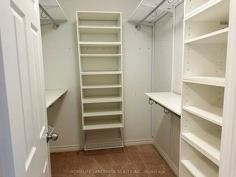 388 Berryhill Dr — Photo 8