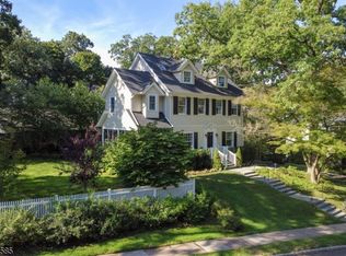 130 Beechwood Rd, Summit, NJ 07901