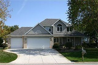 1st image of 3058 Woodbine Dr