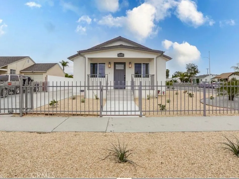 15221 Ibex Ave