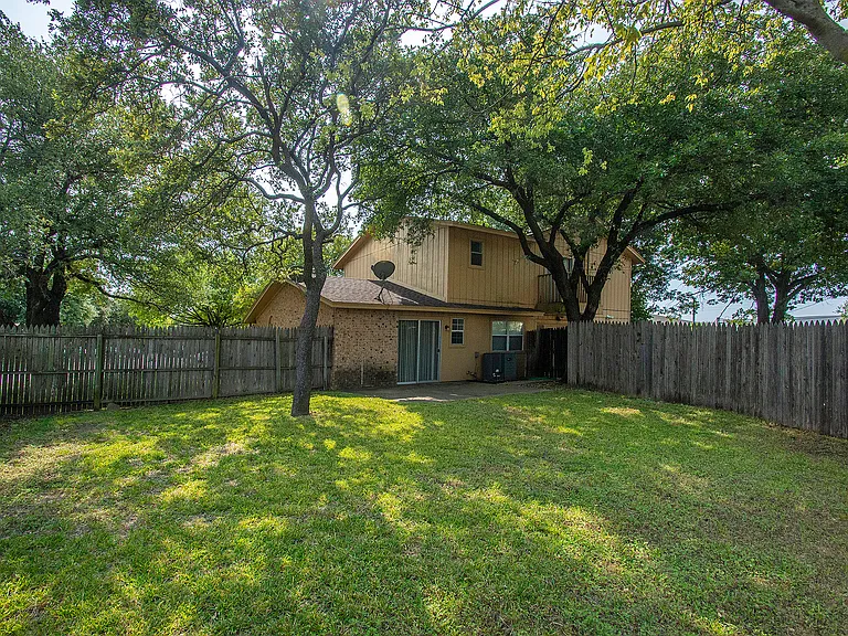 12833 Pandora Dr — Photo 19