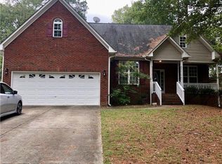 115 Fairway Ln, Sanford, NC 27332