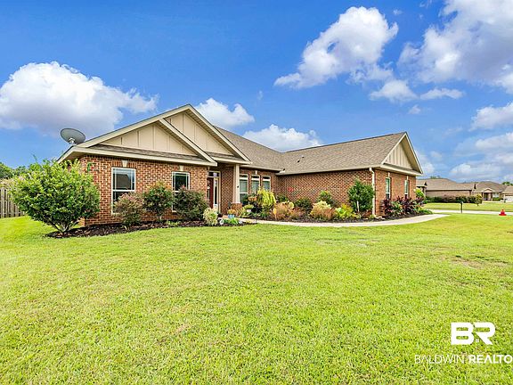 3rd image of 26385 Augustine Dr