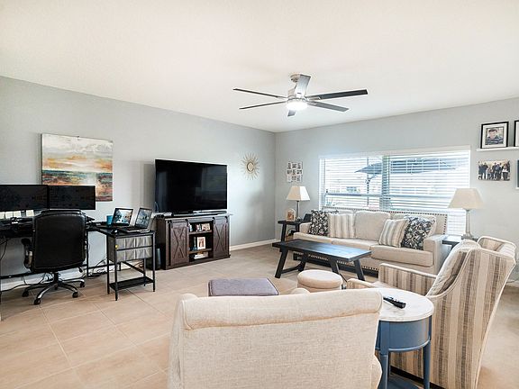 5th image of 5912 Laurelcrest Gln