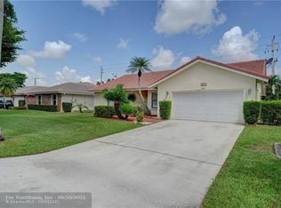 7125 NW 45th St, Coral Springs, FL 33065