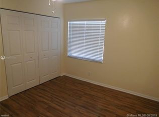 11328 Taft St, Pembroke Pines, FL 33026