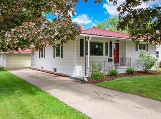 208 1st St, Stevens Point, WI 54481