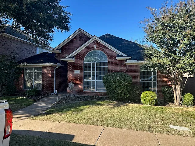3 bed, 1658 sqft, $3,050 — Photo 1