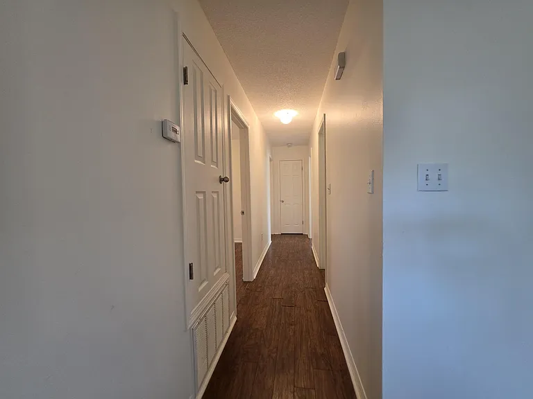 2289 Estate Cir — Photo 8