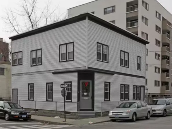 49 Woodside St #1, Stamford, CT 06902