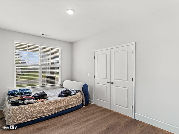 4th image of 7841 Waterwillow Drive