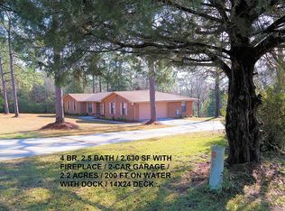 200 Ten Lake Dr, Defuniak Springs, FL 32433