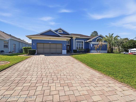 3rd image of 7442 Aloe Dr