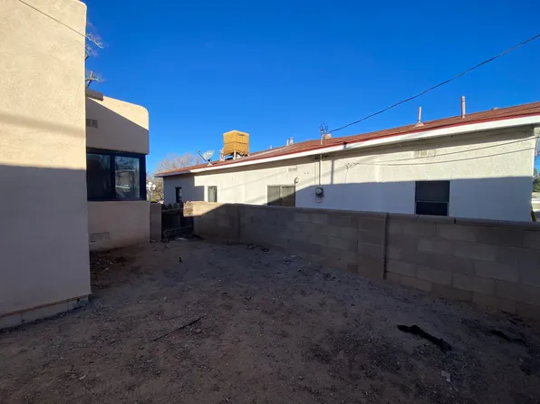 1200 Stanford Dr NE, Albuquerque, NM 87106