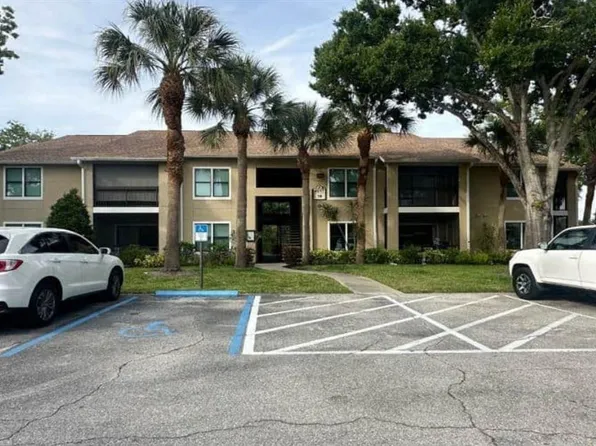 4017 Crockers Lake Blvd #14, Sarasota, FL 34238