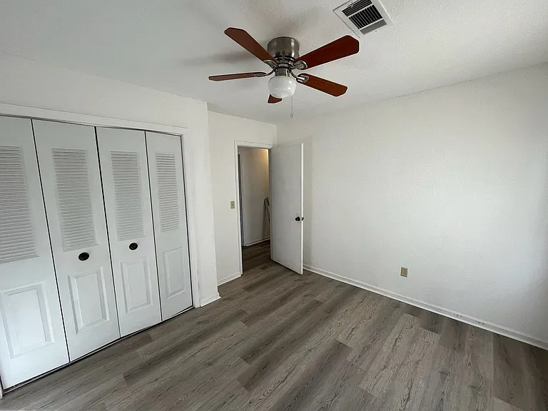 6320 Olde Towne Dr — Photo 14