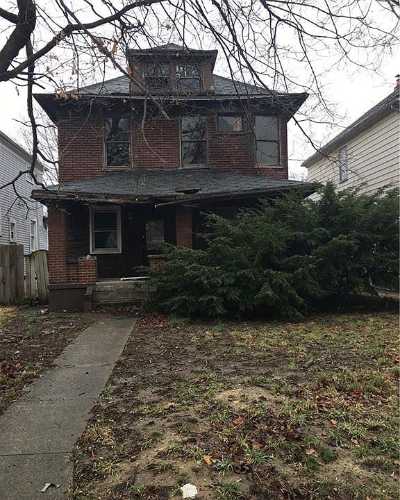 1st image of 36 Edgar Ave