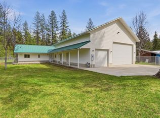 3734C N Deer Lake Rd, Loon Lake, WA 99148