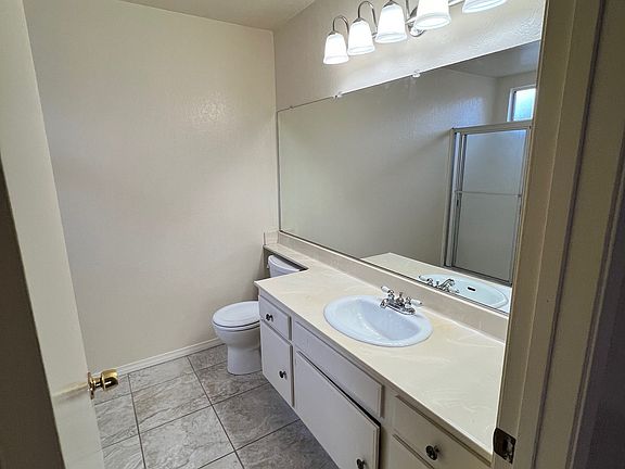 2nd image of 3507 Whirlaway Ln