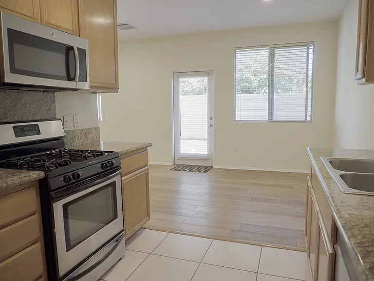 14356 Gilmore St — Photo 7