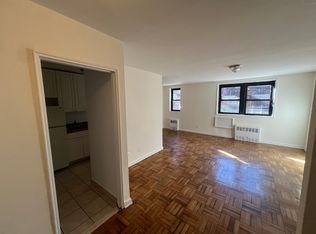 14470 41st Ave #121, Flushing, NY 11355