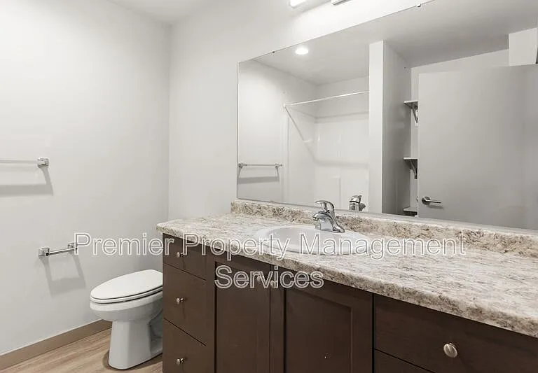1127 Alderson Ave #W106 — Photo 3