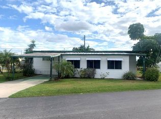 97 Bonny Shores Dr, Lakeland, FL 33801