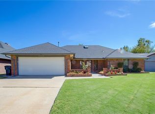 10420 Eagle Ln, Oklahoma City, OK 73162