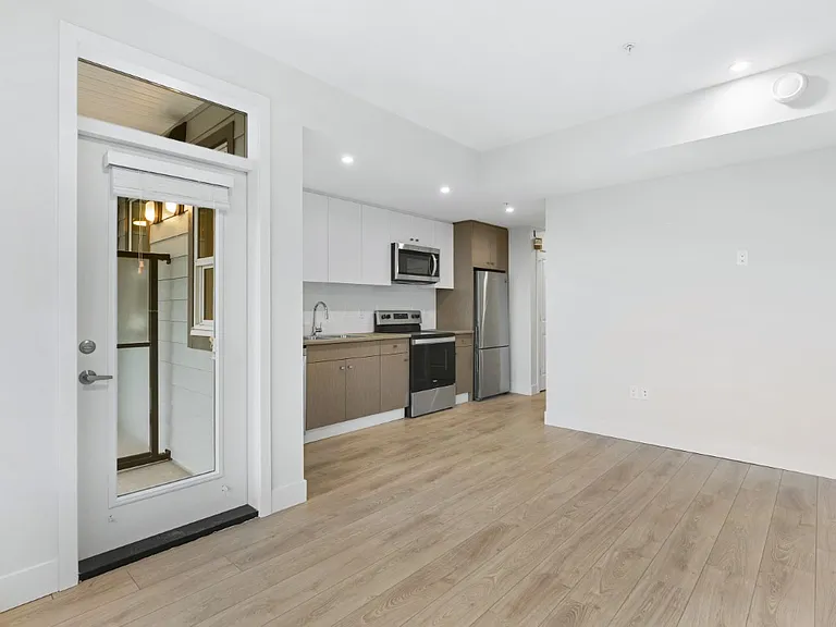 1516 McCallum Rd — Photo 10