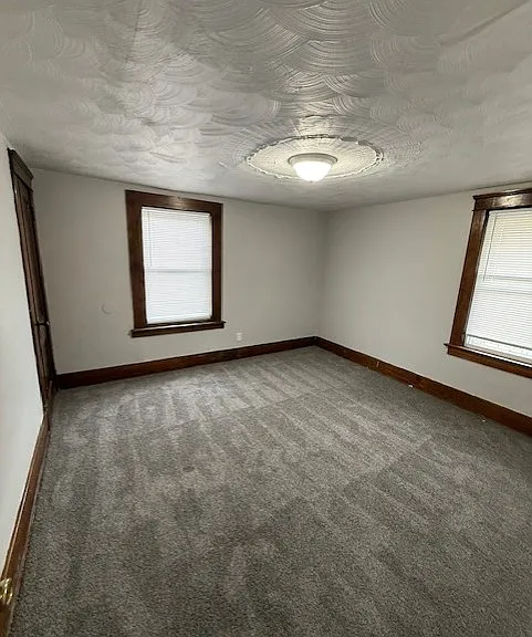 437 Bonnie Brae Ave SE — Photo 4