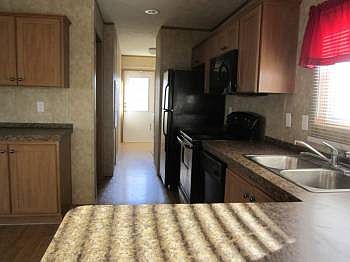 5th image of 124 Coral Ln