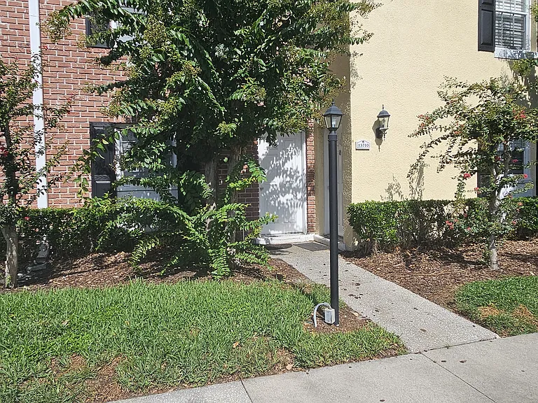 13708 Orange Sunset Dr — Photo 20