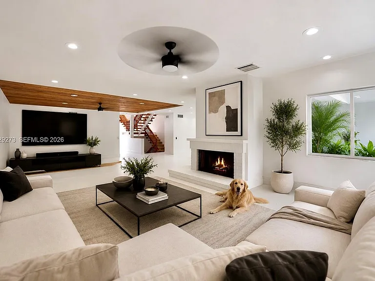 2000 S Bayshore Dr #58 — Photo 4