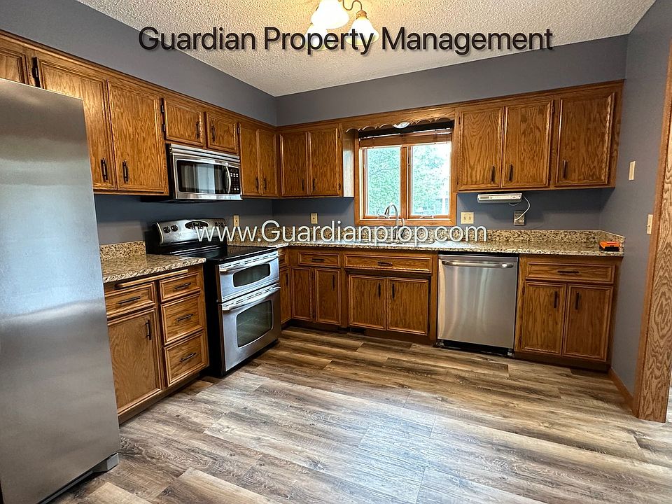 1st image of 10634 Lee Dr